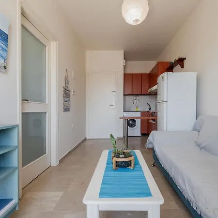 Apartment μελίτατα 15