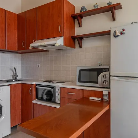 μελίτατα 15 Apartamento
